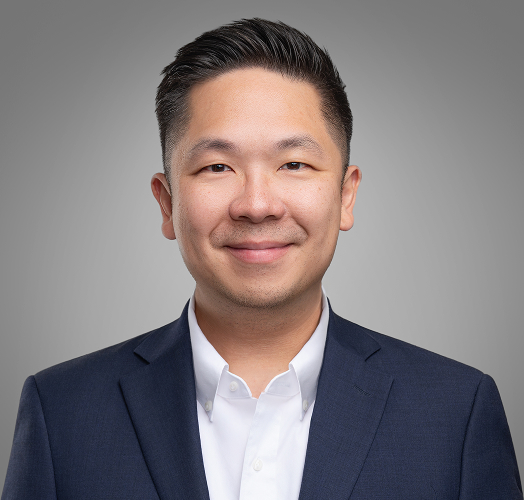 Samuel Hon headshot.